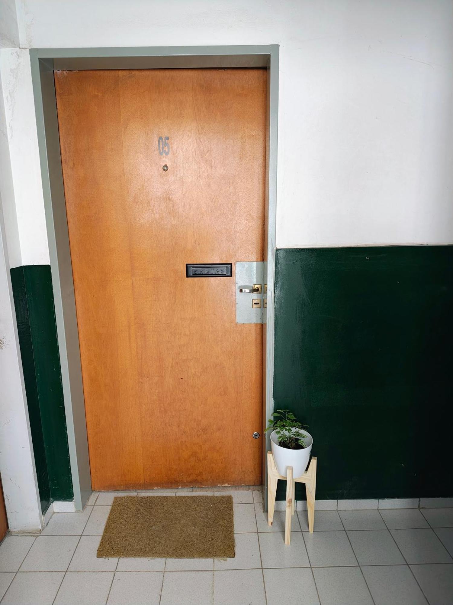 Acogedor Monoambiente Con Parking Apartment Neuquen Luaran gambar